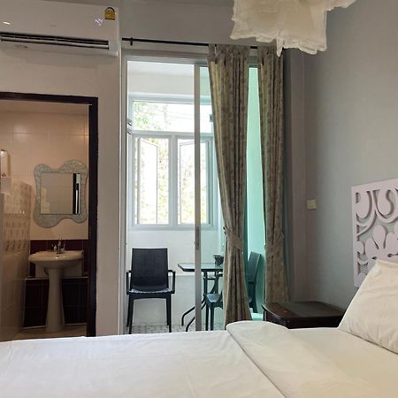 Nawaporn Place Phuket Kültér fotó