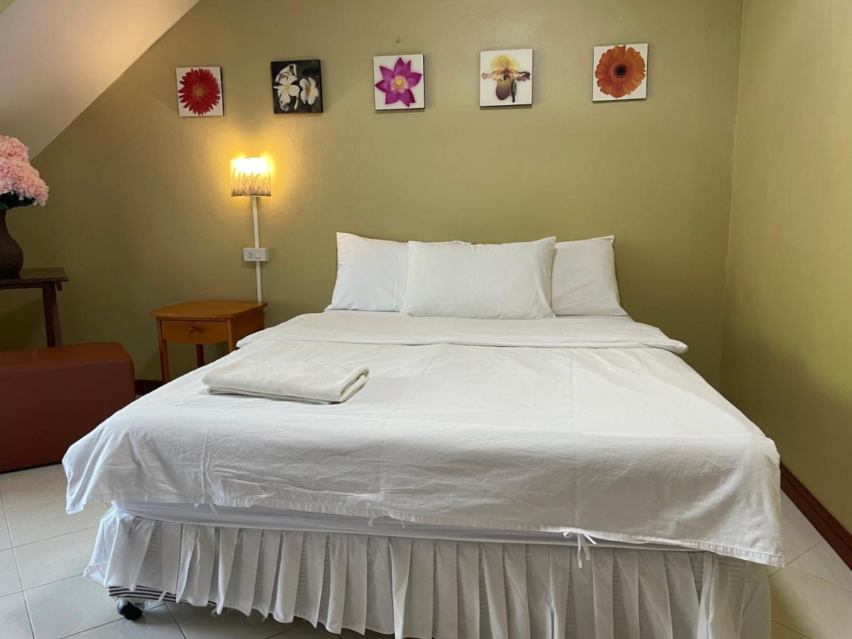 Nawaporn Place Phuket Kültér fotó