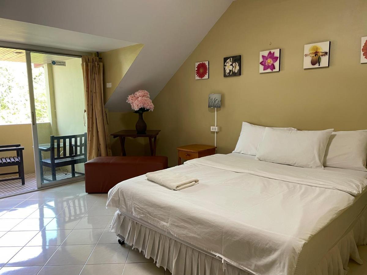 Nawaporn Place Phuket Kültér fotó