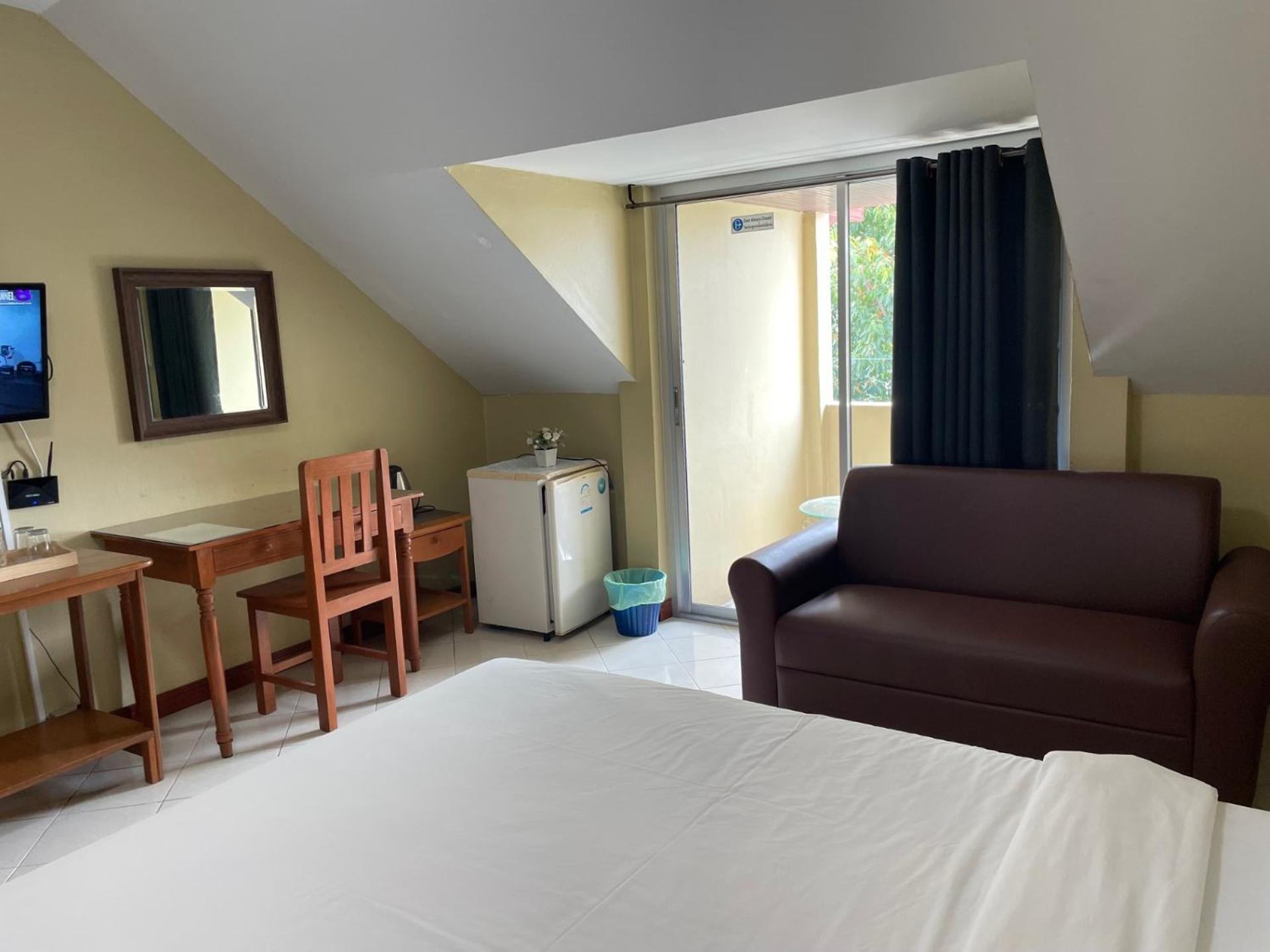 Nawaporn Place Phuket Kültér fotó