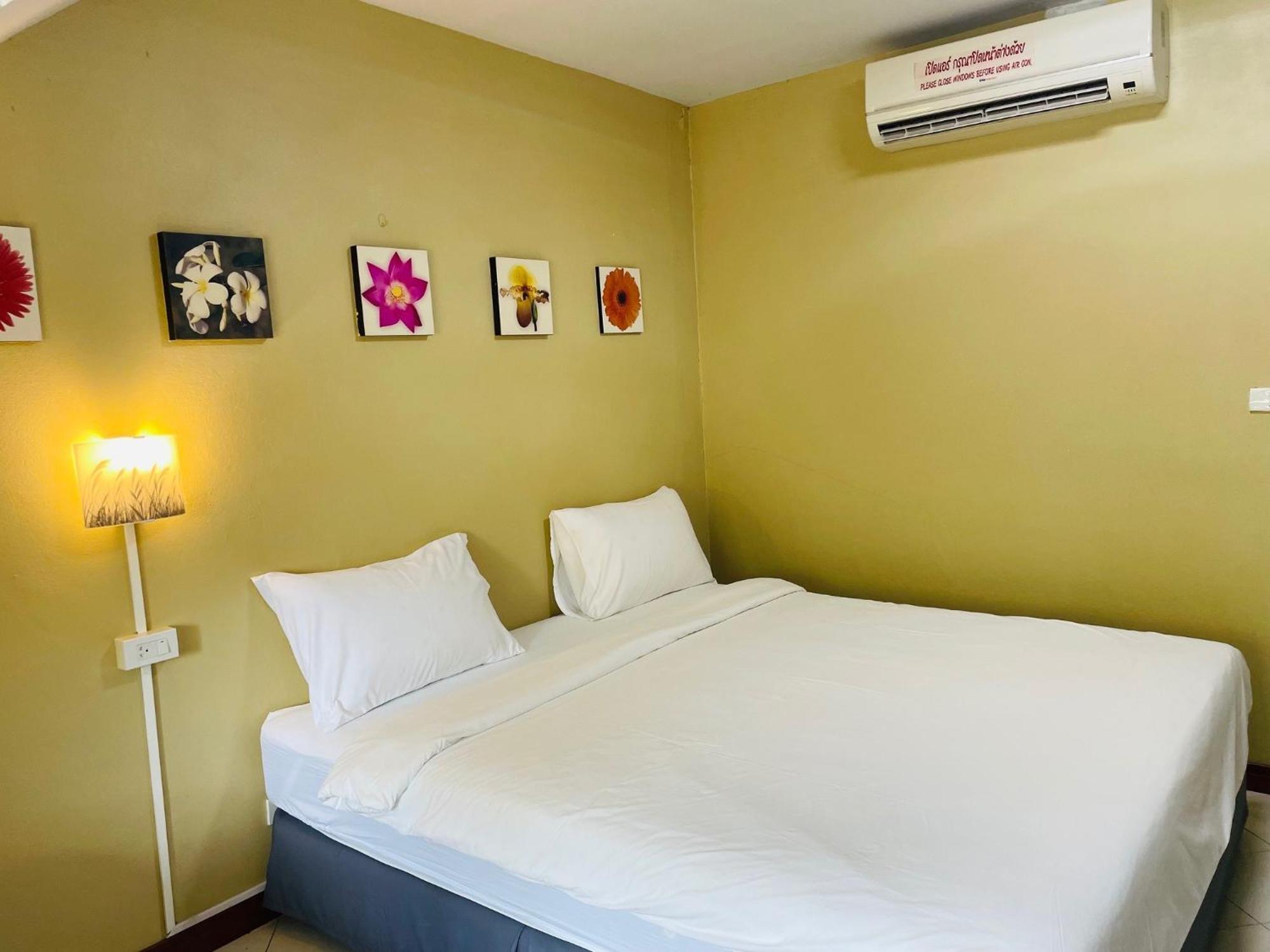 Nawaporn Place Phuket Kültér fotó