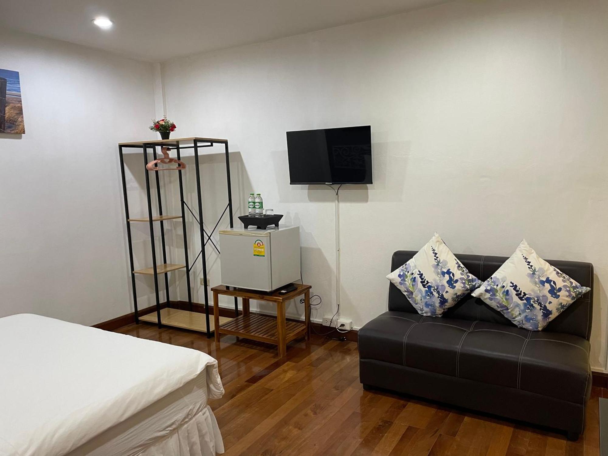 Nawaporn Place Phuket Kültér fotó