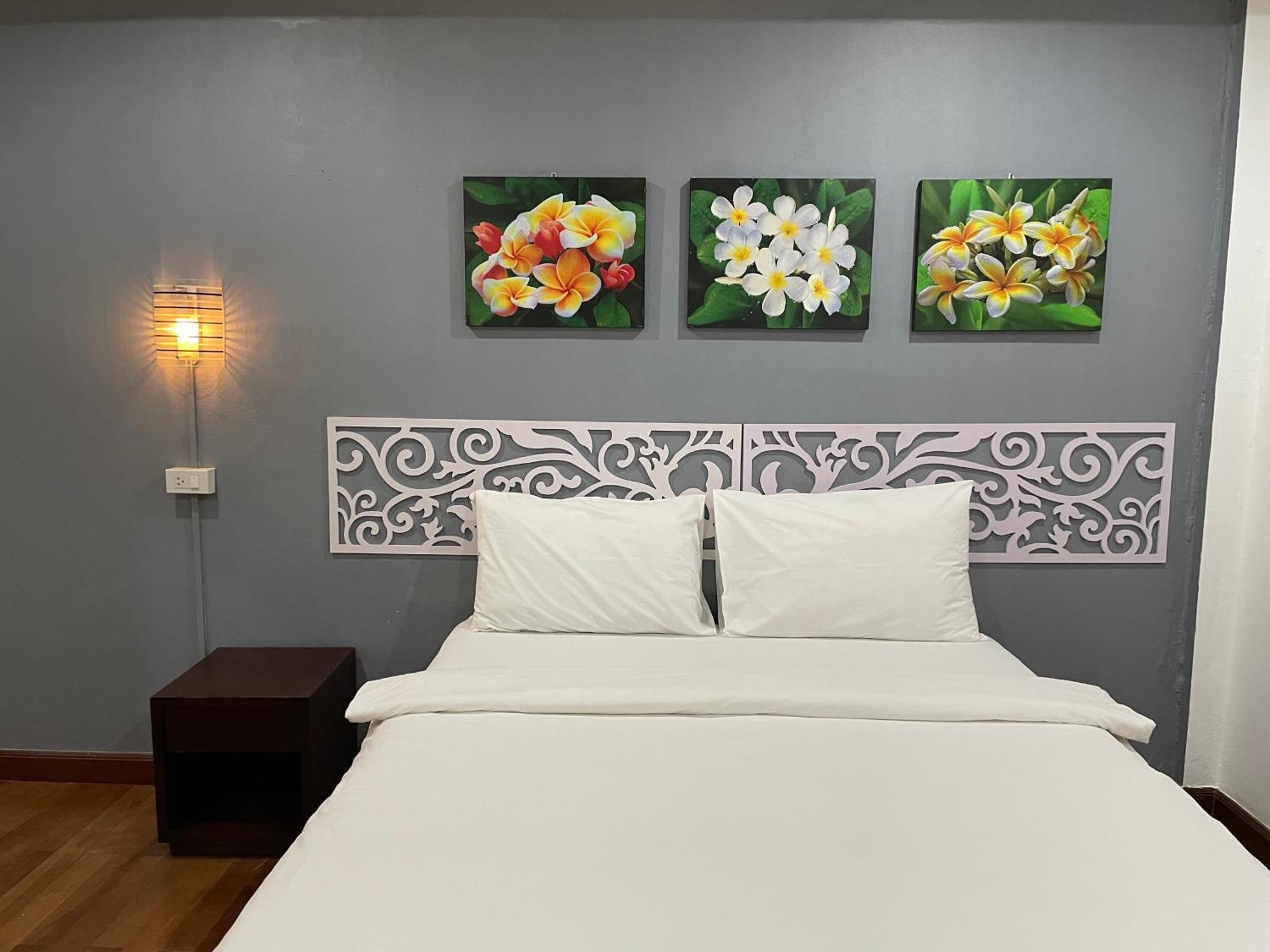 Nawaporn Place Phuket Kültér fotó