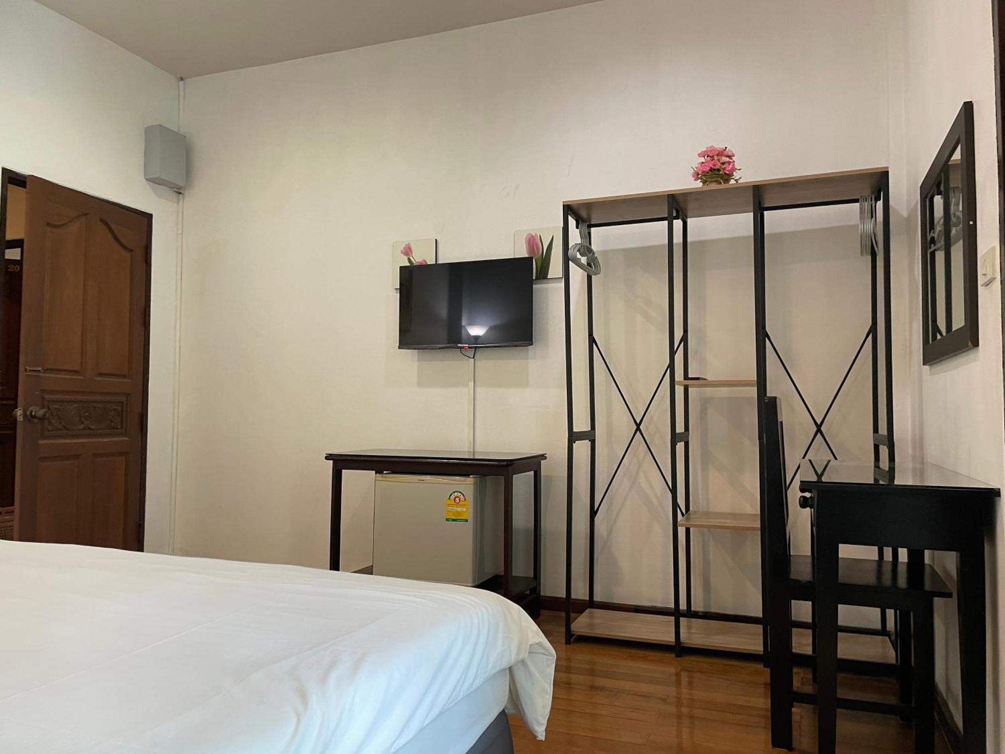 Nawaporn Place Phuket Kültér fotó
